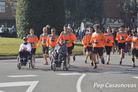 En Justino, en Ricard i els voluntaris de la Fundació han corregut la Mitja Marató de Granollers